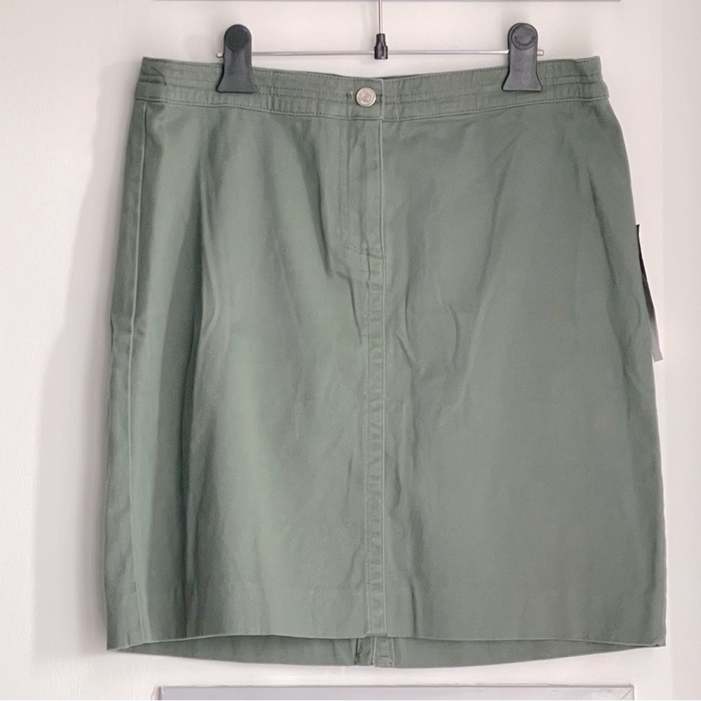 NWT JONES NEW YORK Olive Green Skirt